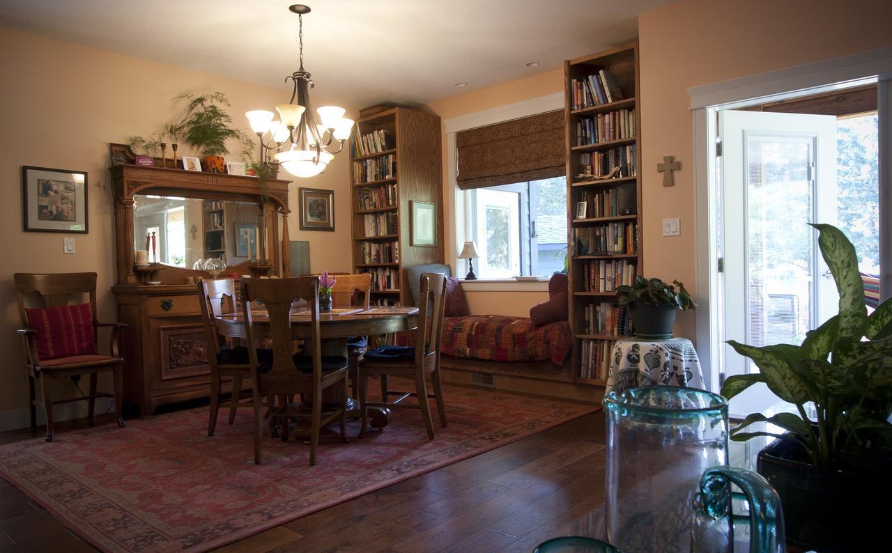 Salmon Point B&B Campbell River Dış mekan fotoğraf